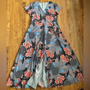 Elegant Floral Maxi Dress in Blue and Red